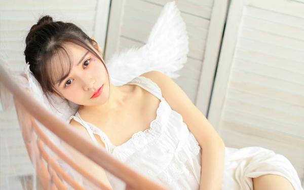 秦知夏小说(繁星莫与旧人语秦知夏)章节目录+起始篇章（秦知夏）全章无套路在线
