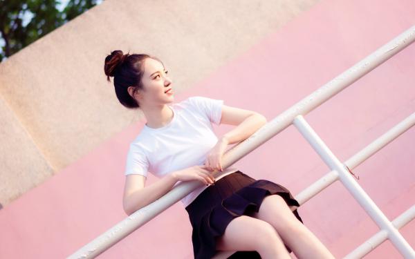 独家孕吐后奉子成婚：孩子是死对头的小说(花郁尘凌苗)（孕吐后奉子成婚：孩子是死对头的）电子书畅享阅读