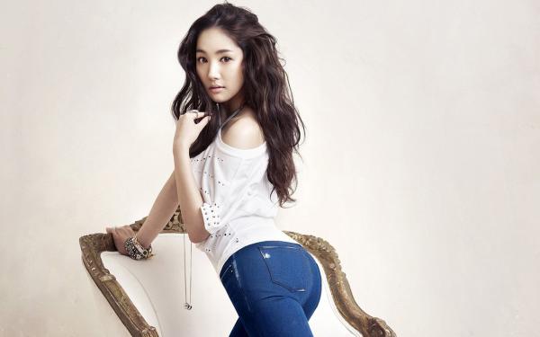 拜金女闪婚两年后，京圈大佬悔疯了：全文小说曾窈唐煜小说在线阅读
